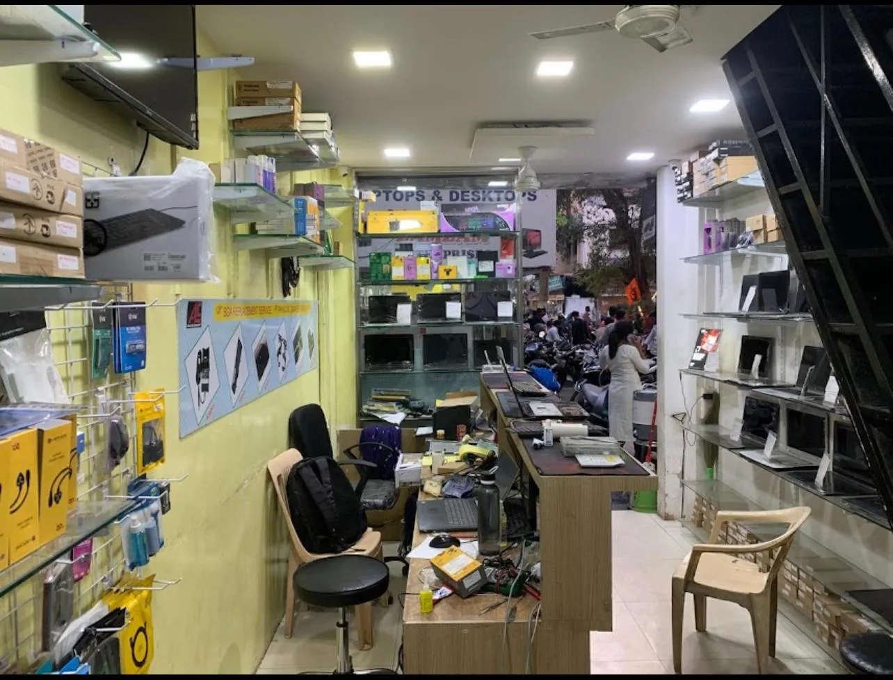 Asia Links Computer storeinside in Pune